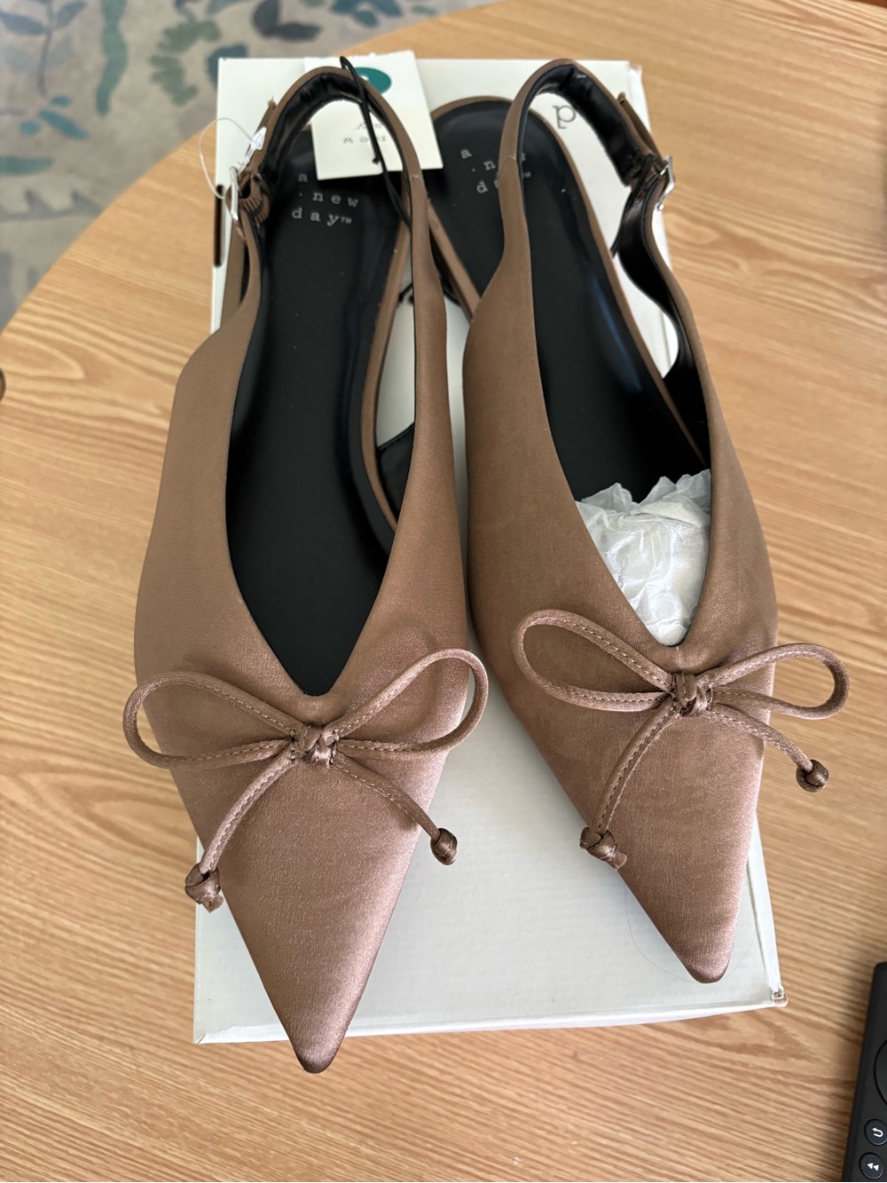 Target pointed slingback flats with bow in brown